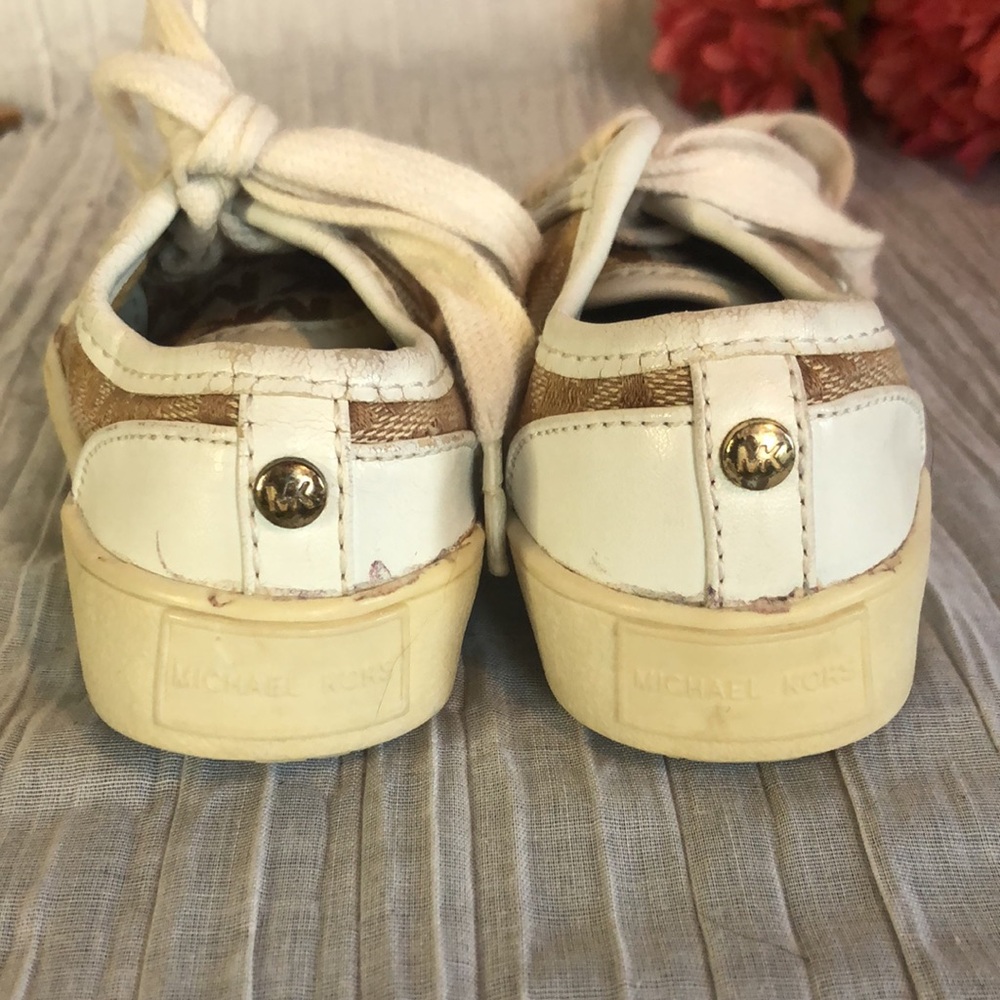 MICHAEL KORS girls toddler lace up sneakers size 5 tan signature logo - Picture 8 of 13